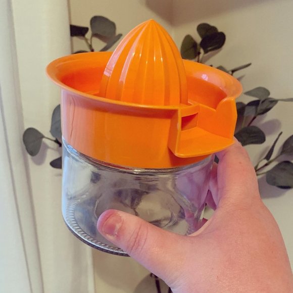 Orange Citrus Juicer w/ Glass Base - Picture 1 of 3